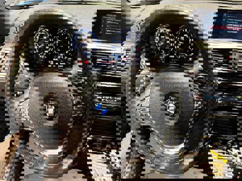 Image BMW SÉRIE 1 118d 150 UrbanChic Full leds GPS Caméra Bluetooth Régul Clim auto Gtie 1 an